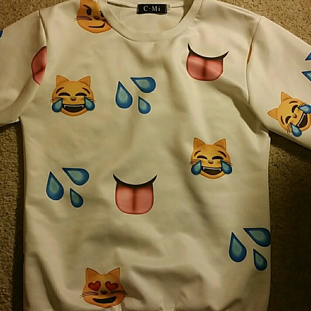 Emoji long sleeved shirt😹👅🙊💦